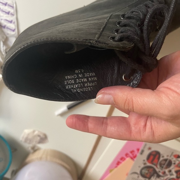 Limited Edition Jeffrey Campbell x KL Litas - Picture 5 of 7